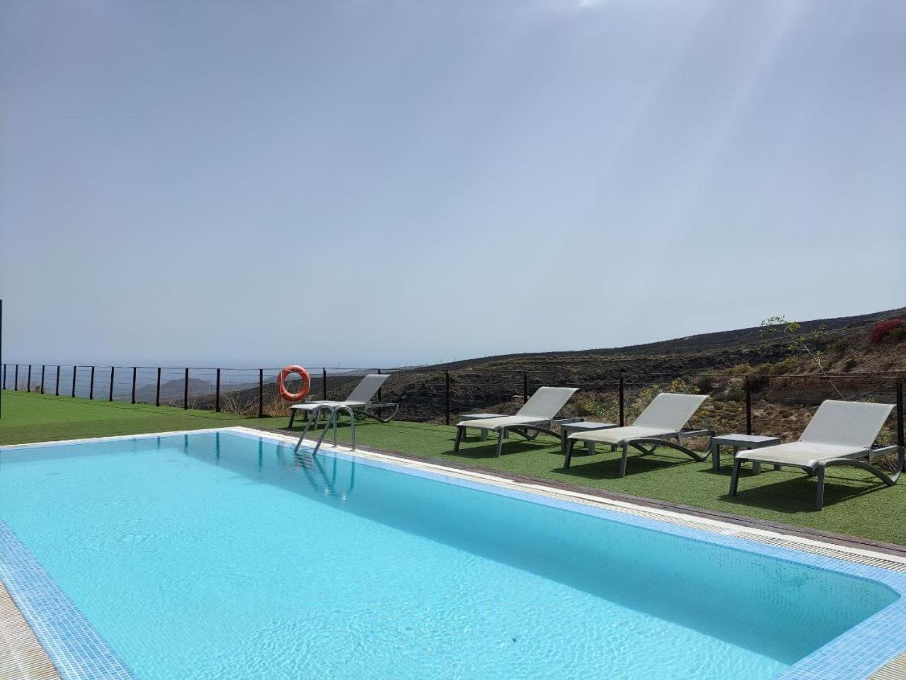 Con Vistas Maravillosas En Arico Holiday home *